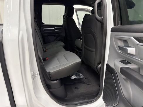 Used 2021 RAM 1500 Big Horn AWD/4WD image 12