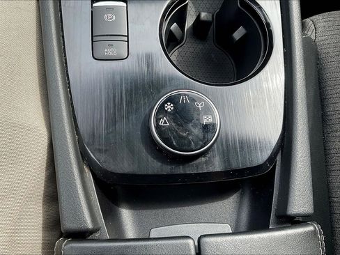 Certified 2023 Nissan Rogue SV image 39