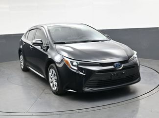 Used 2024 Toyota Corolla LE FWD video 2