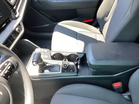 Used 2025 Kia Sportage LX FWD image 27
