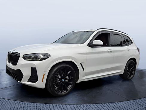 Certified 2024 BMW X3 sDrive30i w/ M Sport Package RWD image 2