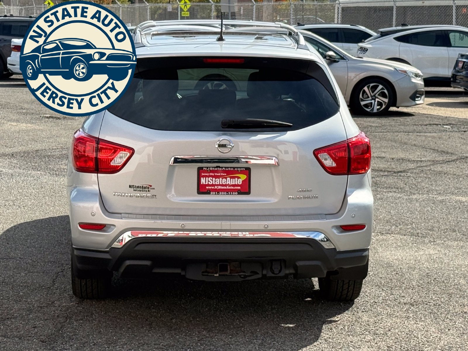 Used 2017 Nissan Pathfinder Platinum w/ Cargo Package AWD/4WD image 14