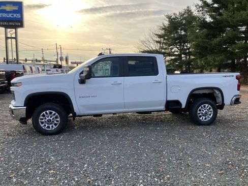 New 2026 Chevrolet Silverado 2500 LT w/ Leather Package image 4