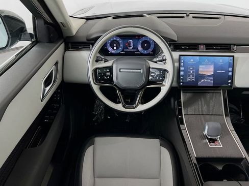 Used 2025 Land Rover Range Rover Velar Dynamic SE image 23