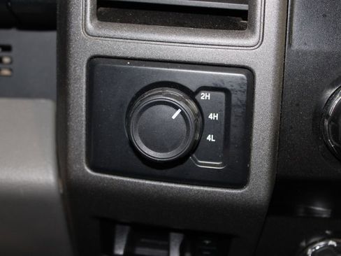 Used 2019 Ford F250 XL w/ STX Appearance Package image 40