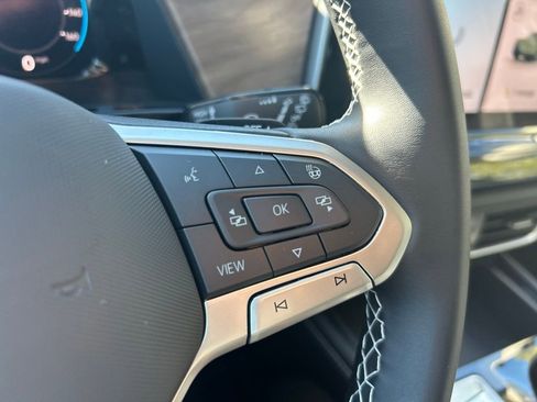 New 2026 Volkswagen Atlas SE FWD image 21