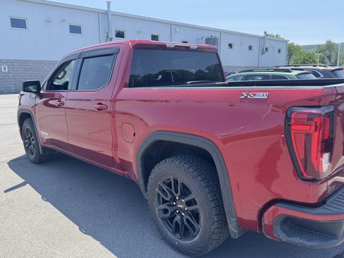 Used 2023 GMC Sierra 1500 Elevation AWD/4WD image 3