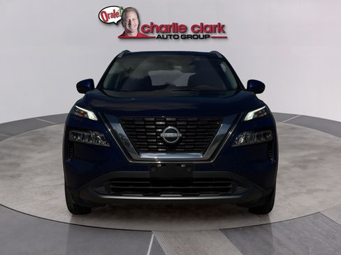 Used 2023 Nissan Rogue SL FWD image 8