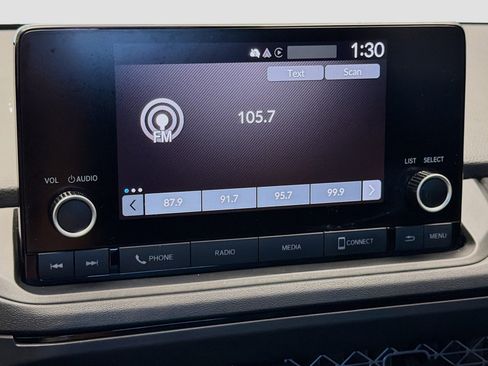 Used 2025 Honda Accord SE image 9