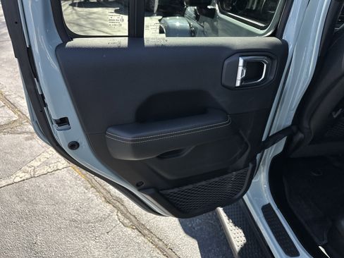 Used 2024 Jeep Wrangler Sahara w/ Technology Group image 24