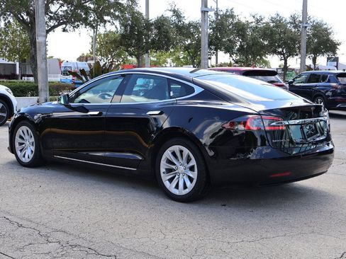Used 2018 Tesla Model S 75D image 10