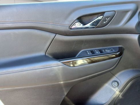 Used 2022 GMC Acadia AT4 image 22