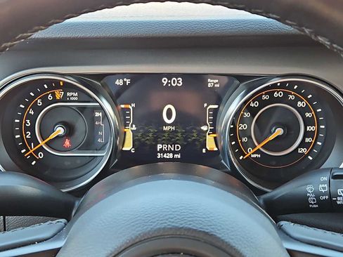 Used 2022 Jeep Wrangler Unlimited Sport S image 32