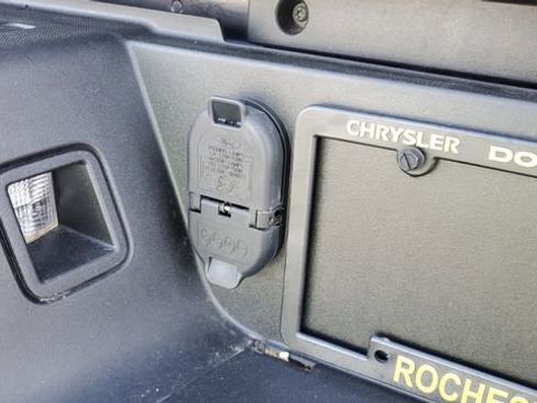 Used 2017 Ford F250 Lariat w/ Lariat Ultimate Package image 35