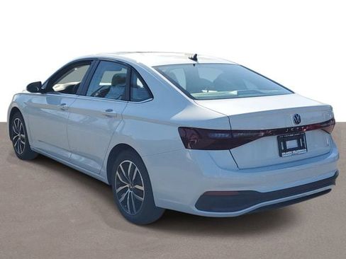 New 2026 Volkswagen Jetta SE FWD image 3