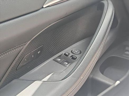Used 2023 BMW 430i Coupe w/ M Sport Package RWD image 21