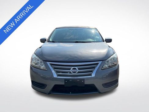 Used 2015 Nissan Sentra SV w/ Style Package FWD image 8