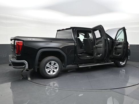 Used 2022 GMC Sierra 1500 SLE w/ Driver Alert Package I AWD/4WD image 29