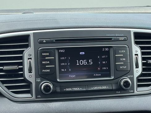 Used 2017 Kia Sportage LX image 24