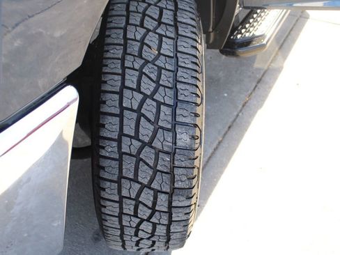 Used 2024 RAM 2500 Big Horn w/ Bed Utility Group image 13