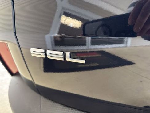 Used 2021 Ford Escape SEL w/ Technology Package image 33