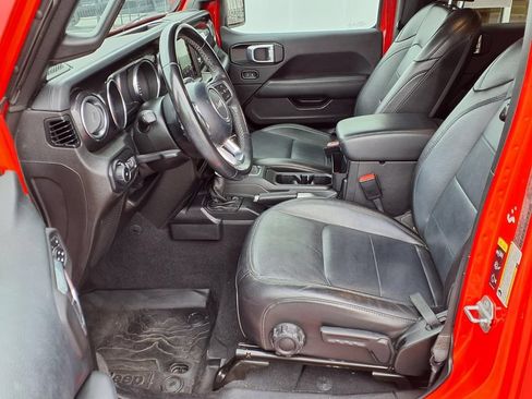 Used 2021 Jeep Wrangler Unlimited Sahara AWD/4WD image 20