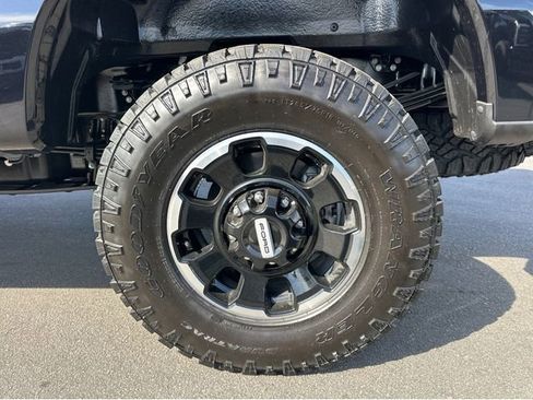 New 2026 Ford F250 Platinum w/ Tremor Off-Road Package image 42