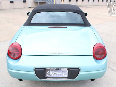 Used 2002 Ford Thunderbird RWD image 33