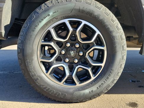 Used 2022 Ford F150 XLT w/ Equipment Group 302A High image 5