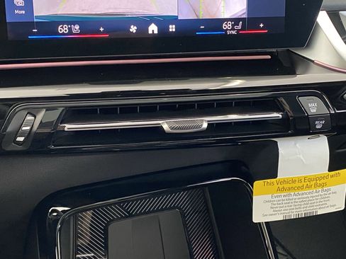 Used 2025 BMW X1 xDrive28i w/ Technology Package image 26