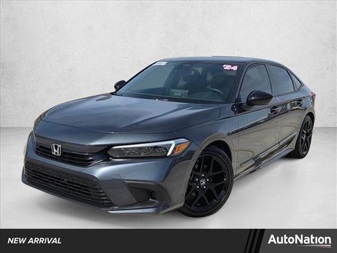 Used 2024 Honda Civic Sport image 1