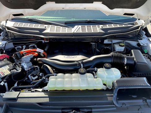 Used 2023 Ford F150 XLT w/ XTR Package image 9