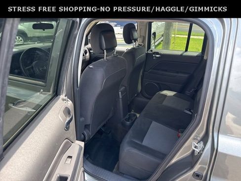Used 2014 Jeep Patriot Latitude image 25