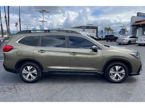 Used 2023 Subaru Ascent Premium w/ Convenience Package AWD/4WD image 7