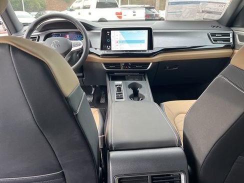 New 2026 Volkswagen Atlas Cross Sport SE image 15
