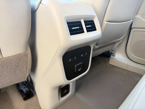 Used 2020 GMC Terrain Denali w/ Denali Premium Package FWD image 22