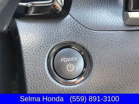 Used 2025 Toyota Camry LE FWD image 17