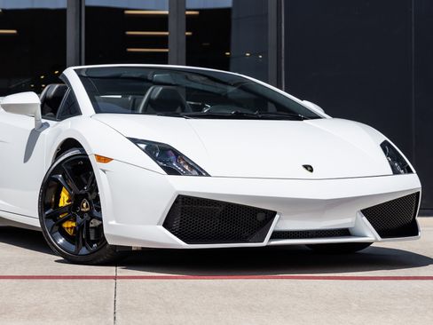 Used 2014 Lamborghini Gallardo LP 550-2 image 5