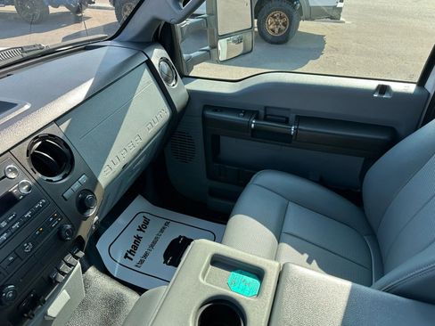 Used 2016 Ford F450 XL w/ Power Equipment Group image 10