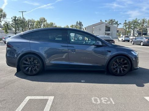 Used 2023 Tesla Model X image 8