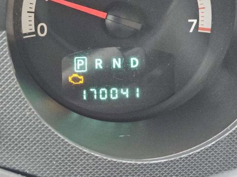 Used 2007 Dodge Nitro SXT image 9