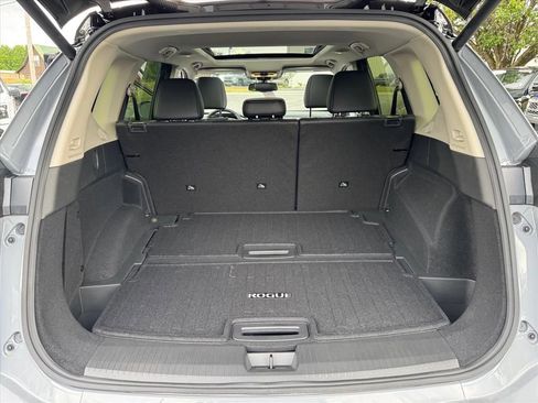 New 2026 Nissan Rogue Platinum AWD/4WD image 10