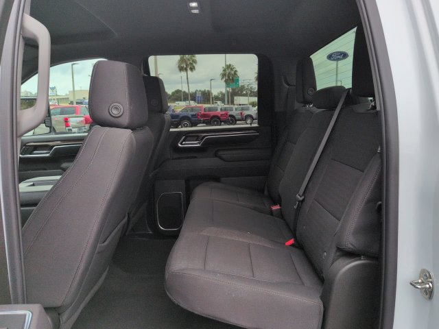 Used 2025 Chevrolet Silverado 2500 LT w/ Convenience Package AWD/4WD image 14