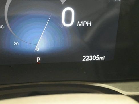 Used 2025 Buick Envista Sport Touring w/ Convenience I Package FWD image 19
