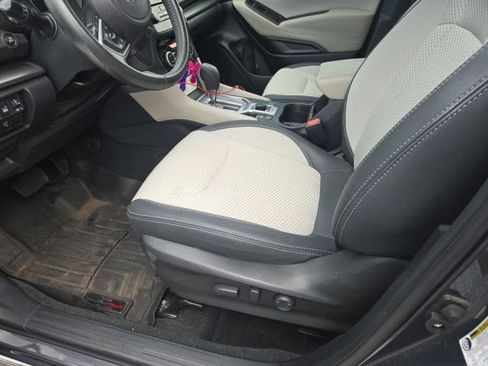 Used 2023 Subaru Forester Premium AWD/4WD image 2