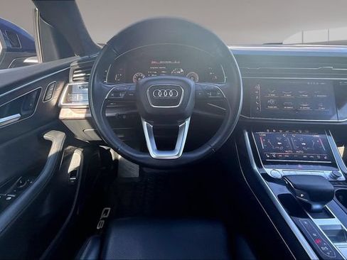 Used 2019 Audi Q8 Prestige AWD/4WD image 8