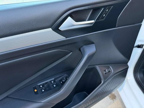 Used 2019 Volkswagen Jetta SE FWD image 16