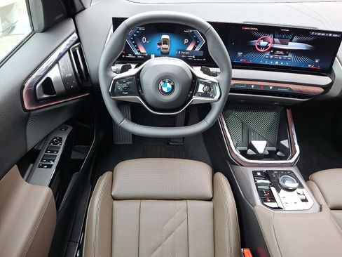 Used 2026 BMW X3 xDrive30i w/ Premium Package AWD/4WD image 4