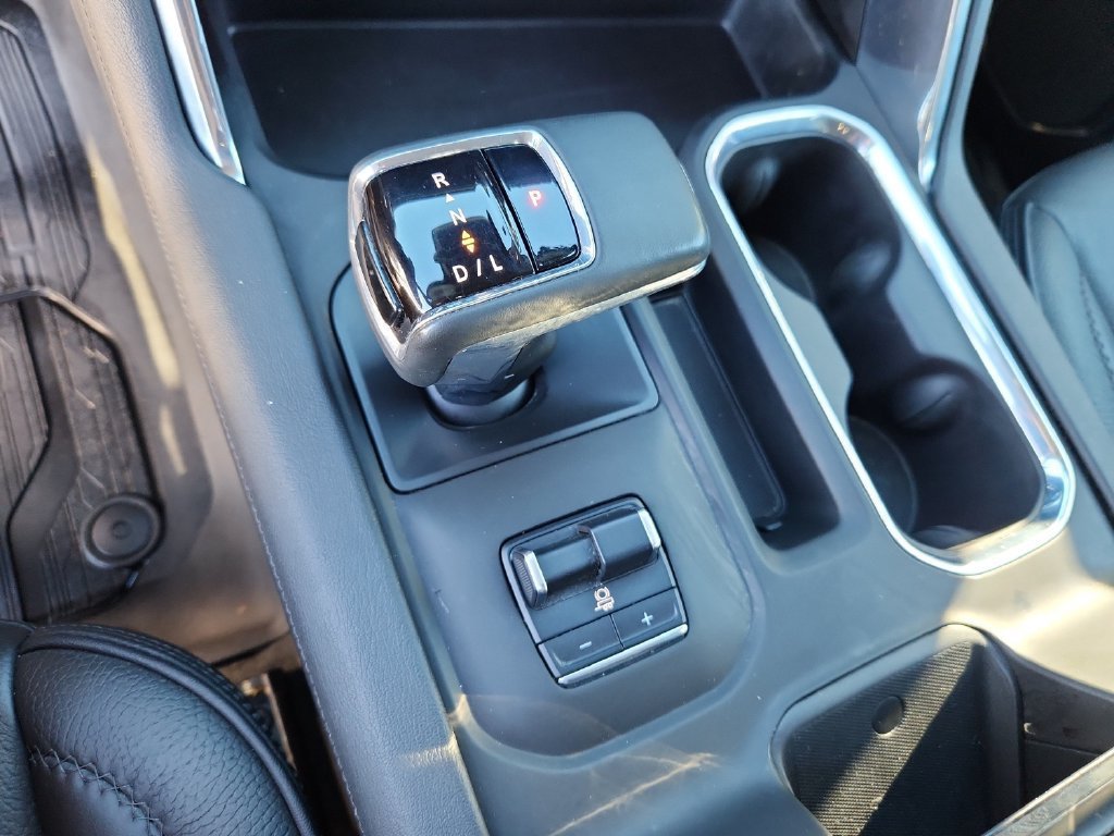 Used 2025 GMC Sierra 1500 Denali w/ Denali Reserve Package AWD/4WD image 19