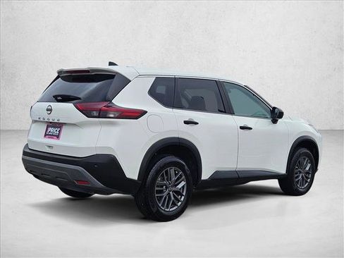Used 2023 Nissan Rogue S FWD image 5